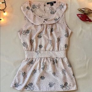 Forever 21 Sleeve-less Nude Pink Flower Print Top